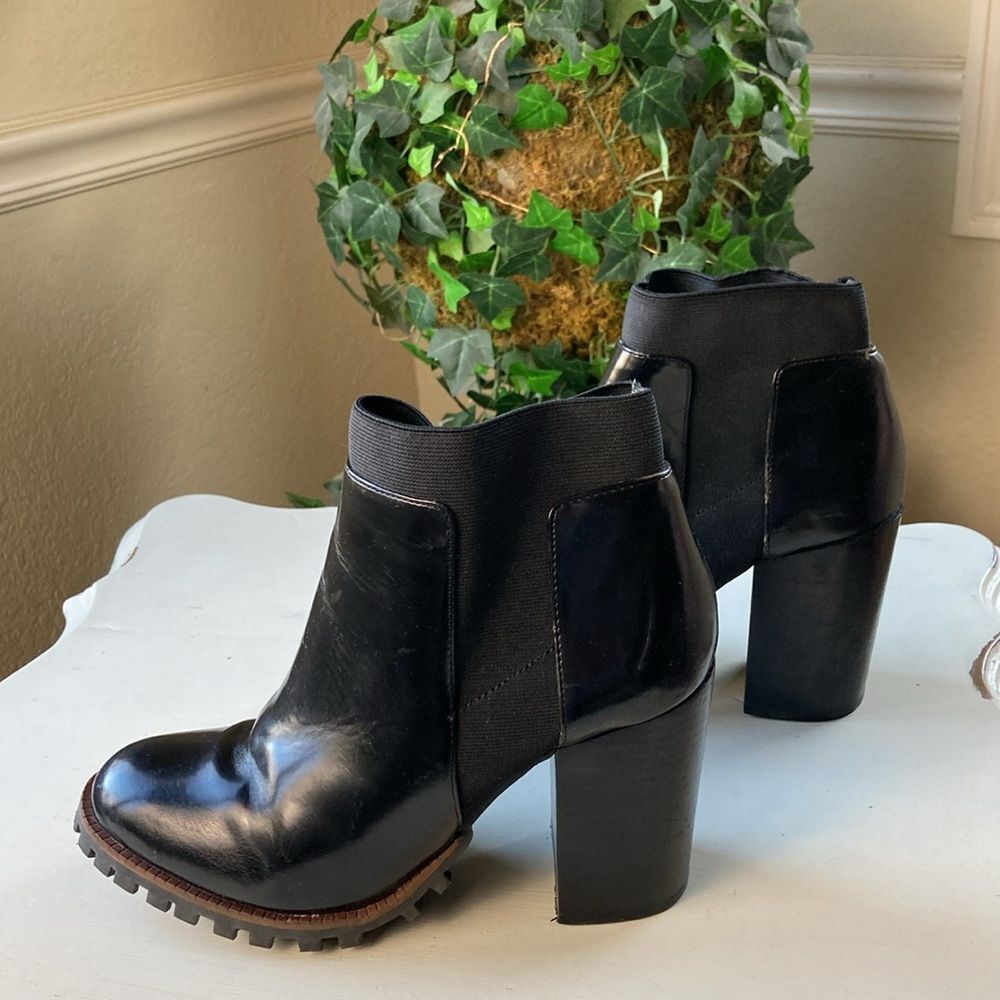 Steve Madden Black Ankle Boots